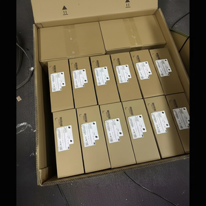 52413850 ODU(XMC-3-18G), élevé 52413851 ODU(XMC-3-18G), faible S4026549 - Product Image 1