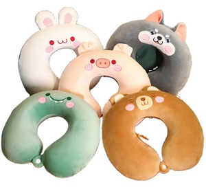 Almohada de Viaje para el Cuello en Forma de U, Personalizable, de Tela de Algodón y Espuma Viscoelástica, con Diseño de Muñeco Adorable, de Alta Calidad - Product Image 1