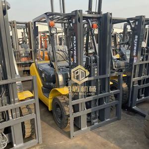 בשימוש komatsu מקורי יפן מלגזה 30 טון דיזל <span class=keywords><strong>fd300</strong></span> f150 מלגזה מזלג להרים סולר מצב טוב למכירה - Product Image 2