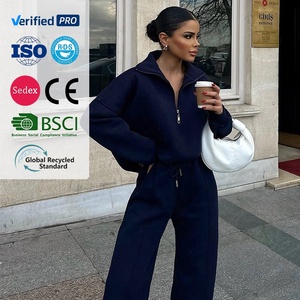 Survêtements personnalisés OEM/ODM pour femmes, ensembles de survêtements décontractés pour femmes, ensemble 2 pièces, pantalon de survêtement à jambes larges et haut de survêtement à demi-zip - Product Image 3