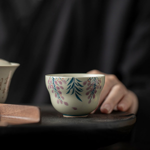 <span class=keywords><strong>Tazza</strong></span> <span class=keywords><strong>da</strong></span> tè in ceramica Kung Fu dipinta a mano Master Cup Grass frassino moderno con fiori per una <span class=keywords><strong>tazza</strong></span> <span class=keywords><strong>da</strong></span> tè femminile personale - Product Image 4