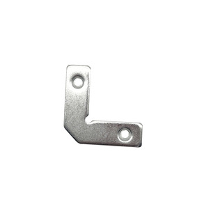 Support d'angle en aluminium 50x15,8 mm, épaisseur 2 mm, accessoire de quincaillerie pour la fixation de verre sur les bords des meubles - Product Image 4