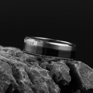 แหวนสแตนเลสสตีลสไตล์มินิมอลฮิปฮอปขัดเงาแบบขายส่ง สำหรับผู้ชาย เหมาะเป็นของขวัญสำหรับงานปาร์ตี้ - Product Image 2