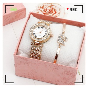 Set di Gioielli e <span class=keywords><strong>Orologio</strong></span> da <span class=keywords><strong>Donna</strong></span> alla Moda, 5 Pezzi: Orecchini, Anello, Collana e <span class=keywords><strong>Orologio</strong></span> con Zirconi, Vendita all'Ingrosso - Product Image 6