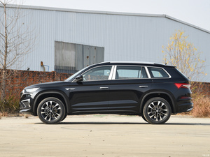 V Skoda <span class=keywords><strong>KODIAQ</strong></span> 2024 2025 TSI330 5 places 2WD Version de luxe Voiture à essence Nouvelle voiture Voitures pas chères Vol Skoda <span class=keywords><strong>Kodiaq</strong></span> Prix - Product Image 2