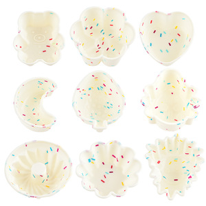 แม่พิมพ์ซิลิโคนแบบใช้แล้วทิ้งสีลูกกวาด รูปหมี หัวใจ ดอกไม้ ฟักทอง โดนัท มัฟฟิน สำหรับอบขนม เค้ก ทาร์ตไข่ ขายส่ง - Product Image 5