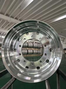 ล้อรถบรรทุกอะลูมิเนียมอัลลอยด์แบบฟอร์จคุณภาพสูงพรีเมียมแบบกำหนดเอง - Product Image 3