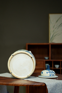 High Quality Chinese Traditional Style Light Luxury Blue White Ginger Jar with Exquisite Lid Ceramic Floor <strong>Vase</strong> for Home Decor - Product Image 4