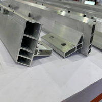 Profilés en aluminium industriels série OEM 6063, extrudés, anodisés par pulvérisation, profilés en aluminium CNC