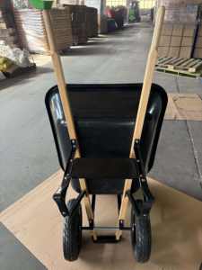 <span class=keywords><strong>Brouette</strong></span> robuste 180L avec bac en plastique, poignée en <span class=keywords><strong>bois</strong></span>, capacité de charge 250kg, <span class=keywords><strong>roues</strong></span> pneumatiques doubles <span class=keywords><strong>pour</strong></span> usage industriel - Product Image 6