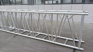Système de treillis en alliage d'aluminium avec raccord pour événements extérieurs, capacité de charge de 1000 kg, conception modulaire et construction durable - Product Image 6