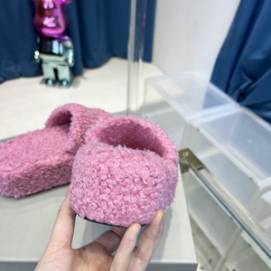 Zapatillas de plataforma de piel de moda para mujer al por mayor con bordado, cálidas y cómodas - Product Image 3