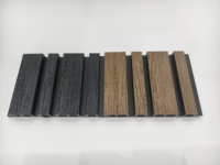 Revêtement mural extérieur en composite bois-plastique (WPC) imperméable et ignifuge, à grain de bois 3D en relief, pour clôture et façade décorative