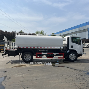 Camions-citerne à eau ISUZU <span class=keywords><strong>80</strong></span>-10T 2026 Japon 190 ch 4x2 8 m³ 10 m³ <span class=keywords><strong>Camion</strong></span> arroseur - Product Image 4