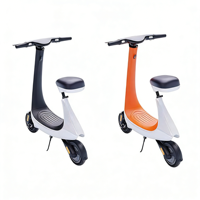 Mini scooter électrique compact pour les trajets courts, moteur 350W qui s'adapte au coffre de voiture pour des trajets quotidiens et des promenades de loisirs portables