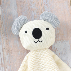 MImixiong nuovo Design coperta per bambini lavorata a maglia Cute <span class=keywords><strong>Koala</strong></span> <span class=keywords><strong>Baby</strong></span> Sleeping Toy asciugamano lenitivo Super Soft <span class=keywords><strong>Baby</strong></span> Comforter Toy - Product Image 4