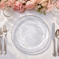 Assiette de présentation en verre irisé arc-en-ciel avec bord doré pour décoration de mariage, fête ou événement