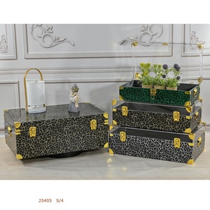 Boîtes de rangement en bois rectangulaires de conception européenne avec dessus/couvercle en acrylique transparent Organisateur de vêtements Bac de rangement élégant en bois - Product Image 1