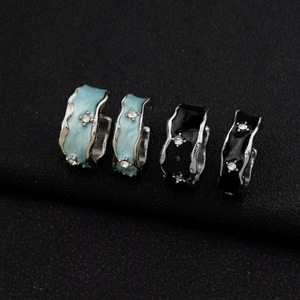 2026 Hot Selling Exquisite Elegant Niche Design Alloy Irregular <b>Ring</b> Fashionable Women's <b>Adjustable</b> <b>Rings</b> Wholesale Jewelry - Product Image 2