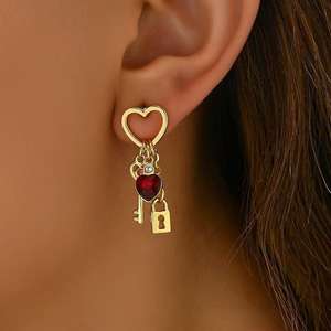 Pendientes colgantes con forma de candado de circonita de lujo ligero para mujer, encantadores pendientes de moda, regalos de joyería - Product Image 2