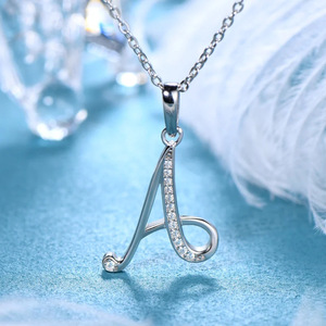 Collar con colgante de letra inicial, diseño de 26 letras del alfabeto, accesorio para el cuello de uso diario - Product Image 2