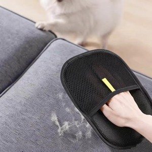 ถุงมือกำจัดขนสัตว์เลี้ยง ดีไซน์ผ้าทรงสี่เหลี่ยม สำหรับสุนัขตัวเล็ก - Product Image 3