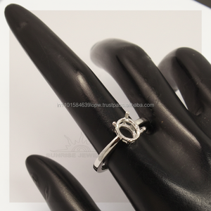 แหวนเงินแท้ 925 รูปไข่ ขนาด 10x12 มม. ประดับพลอย ดีไซน์อินเดีย สำหรับงานแต่งงานและงานปาร์ตี้ เครื่องประดับสำหรับทุกเพศ แบบกึ่งสำเร็จรูป - Product Image 1