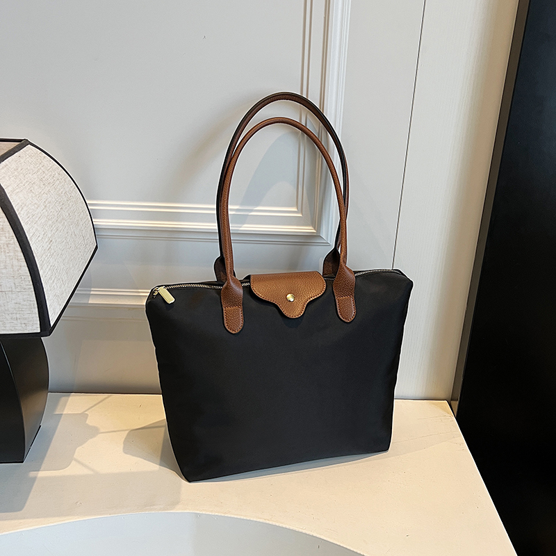 Noir Marron