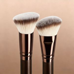 Nuevo set de brochas de maquillaje facial de doble punta de 6 piezas para exportación, que incluye brocha plana para base, colorete y polvo suelto, con cerdas suaves de fibra sintética. - Product Image 6