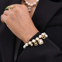 Cheng Jewelers - Vente en gros de parures de bijoux tendance, colliers et bracelets en acier titane pour cadeaux d'anniversaire