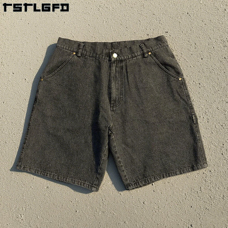 สีเทาเข้ม