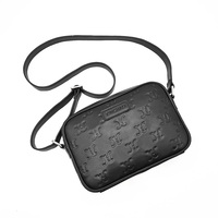 Sac bandoulière en cuir gaufré avec logo personnalisé pour hommes
