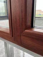Ventanas y Puertas Residenciales de Doble Acristalamiento de Aleación de Aluminio y Madera Roja Duraderas a Precio de Fábrica para Casas de Lujo