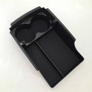 Organizador de coche, bandeja de almacenamiento de plástico, diseño moderno para Tesla Model X S, consola central interior con portavasos - Product Image 4