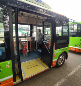รถบัสโดยสารไฟฟ้า20ที่นั่งขนาด6ม. EV ระบบขนส่งสาธารณะอัตโนมัติ - Product Image 3