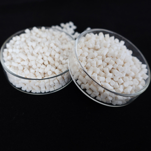 Mélange-maître <span class=keywords><strong>anti</strong></span>-<span class=keywords><strong>mousse</strong></span> d'applications diverses de marque YILI pour PVC PP PE <span class=keywords><strong>granulés</strong></span> de plastique polymère catégorie origine Shandong - Product Image 2