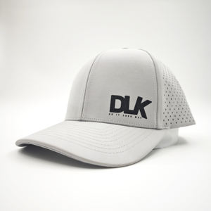 หมวกแก๊ปปักโลโก้ยางแบบกำหนดเองสำหรับผู้ชาย ทรงแบน 6 แผง เจาะรูด้วยเลเซอร์ กันน้ำ หมวกเบสบอล หมวกพิมพ์ลาย หมวกทรงแด๊ด - Product Image 1