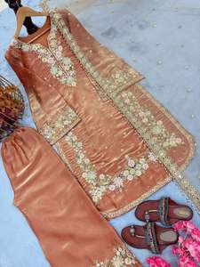 Elegante Traje Palazzo para Fiesta con Kurti Largo Bordado y Dupatta para Mujer, Perfecto para Eventos Tradicionales y Compromisos - Product Image 5