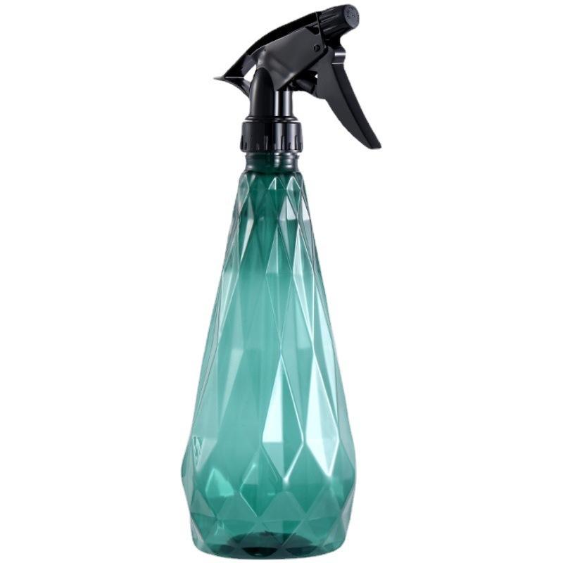 สีเขียวอ่อน