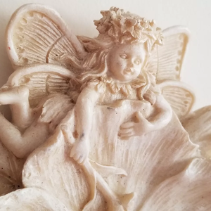 Porte-savon en résine personnalisé OEM, figurine de chérubin fée sculptée à la main en polyrésine, support décoratif pour salle de bain, fabricant - Product Image 6
