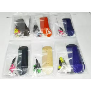 Logotipo personalizado pintura Oem llano vieja escuela en blanco ciego patín canadiense madera dedo monopatín juguete personalizado - Product Image 6