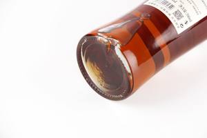 Rum Dorado <span class=keywords><strong>de</strong></span> 700 ml, 40% ABV, Rum Dorado Suave <span class=keywords><strong>de</strong></span> Añejamiento Medio, Proveedor <span class=keywords><strong>para</strong></span> <span class=keywords><strong>Bares</strong></span> y Salones <span class=keywords><strong>de</strong></span> Cócteles, Venta al por Mayor - Product Image 4