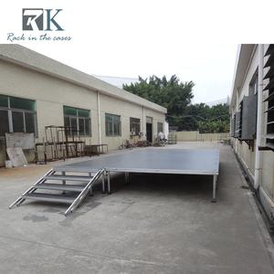 Scène en contreplaqué avec pieds en aluminium, au-delà de la scène pour les expositions - Product Image 5