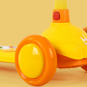 Patinete infantil rosa, altura ajustable, ligero, para niños de 2 a 6 años, juguete para montar al aire libre - Product Image 4