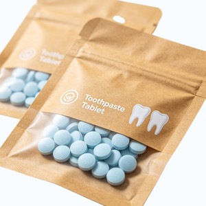Échantillons de sacs en papier kraft biodégradable personnalisés, refermables, pour thé, café, sachets d'échantillons, emballages de comprimés de <span class=keywords><strong>dentifrice</strong></span> - Product Image 1