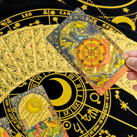 Directement du fabricant |   Personnalisable |   Jeu de tarot classique Rider-Waite de 78 cartes |   Plastique doré à effet feuille d'or |   Imperméable et durable
