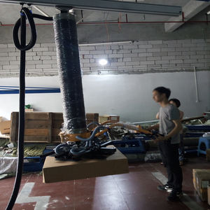 מעלון שקיות נייר מפלסטיק חדש של מותג JS, בעל קיבולת של 50 ק\\\"ג, אוטומטי, נייד, ציוד לטיפול בחומרים, הרמה באמצעות צינור ואקום - Product Image 3