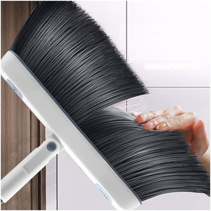 Ensemble <span class=keywords><strong>balai</strong></span> et pelle portables modernes <span class=keywords><strong>à</strong></span> poils doux avec manche extensible pour un nettoyage facile - Product Image 4