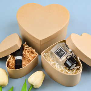Boîte <span class=keywords><strong>en</strong></span> <span class=keywords><strong>papier</strong></span> kraft <span class=keywords><strong>en</strong></span> forme de coeur pour la fabrication d'accessoires de stockage cosmétiques bijoux cadeaux avec peinture - Product Image 5