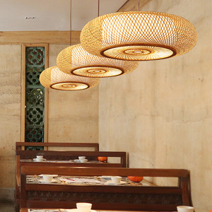 Petit <span class=keywords><strong>abat</strong></span>-<span class=keywords><strong>jour</strong></span> en bambou rétro de style japonais pour B & B Food Stall Tea Room Hot Pot Restaurant Inn Square Shape - Product Image 1